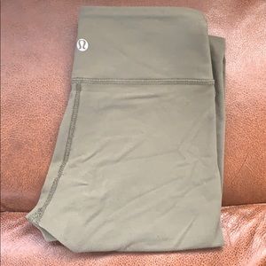 LuluLemon Crop Wonder Under Leggings